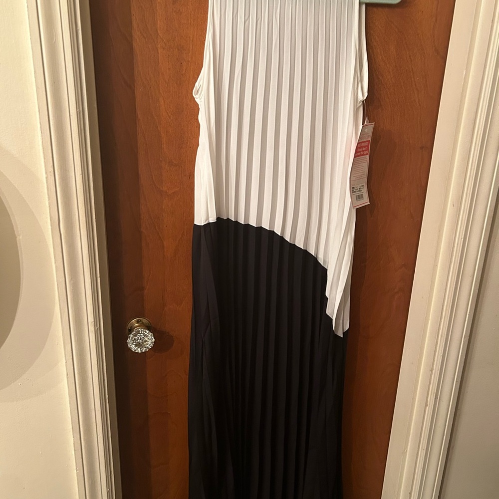 Two-Toned Black and White Pleated Maxi Dress, Sleeveless w/Mock Turtleneck.